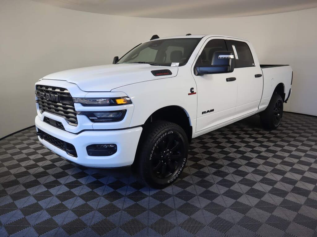 2025 RAM 2500 Big Horn Crew Cab 4WD