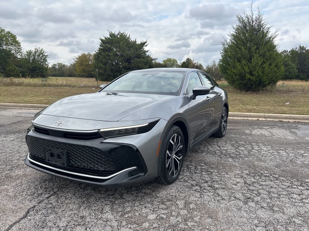 2023 Toyota Crown Limited AWD
