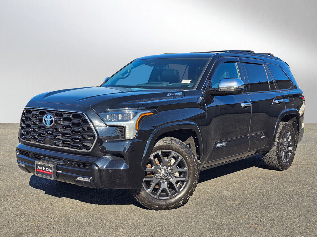 2023 Toyota Sequoia Platinum 4WD