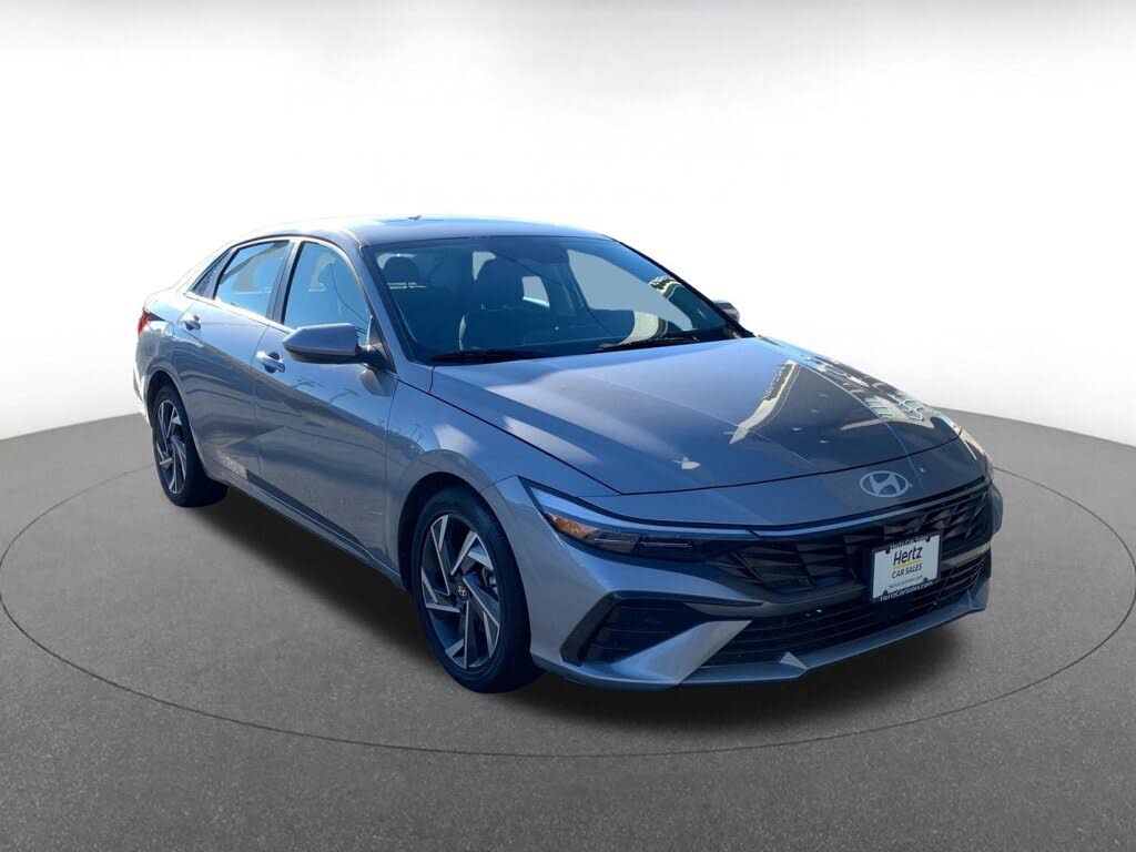 2025 Hyundai Elantra SEL Convenience FWD