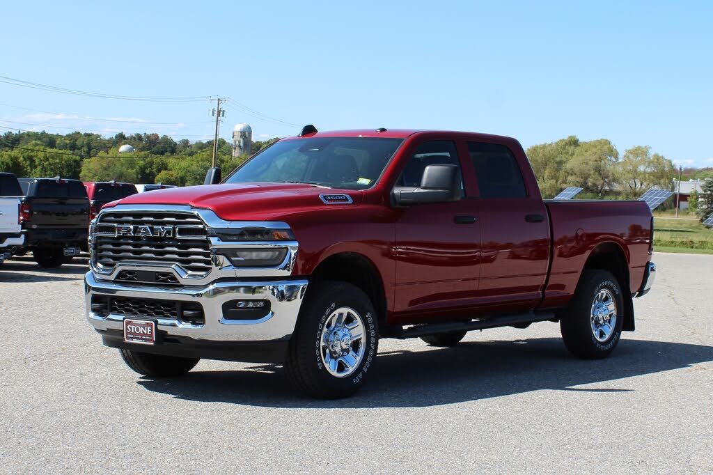 2025 RAM 3500 Tradesman Crew Cab 4WD