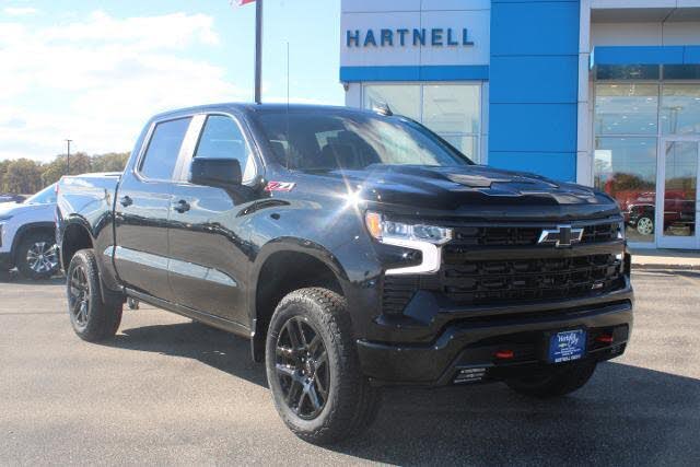2026 Chevrolet Silverado 1500 LT Trail Boss Crew Cab 4WD