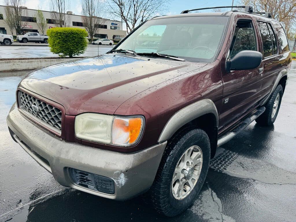 1999 Nissan Pathfinder 4 Dr SE Limited 4WD SUV (1999.5)