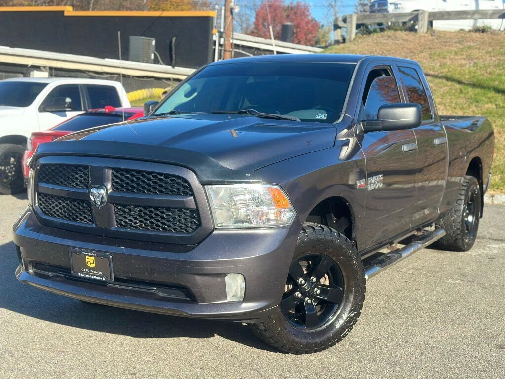 2014 RAM 1500 Express Quad Cab 4WD