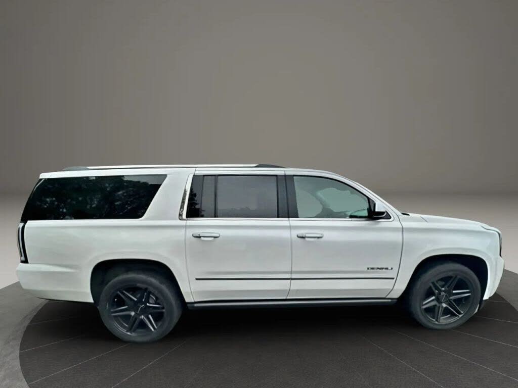 2017 GMC Yukon XL Denali 4WD