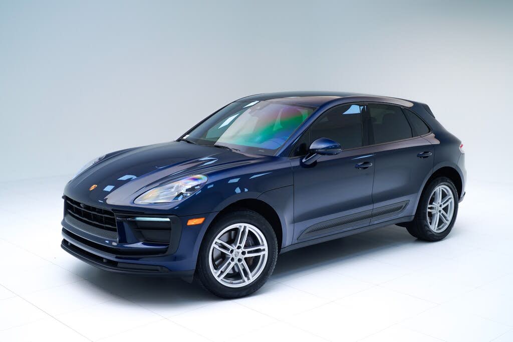 2022 Porsche Macan AWD