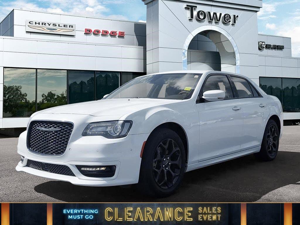 2023 Chrysler 300 Touring L AWD
