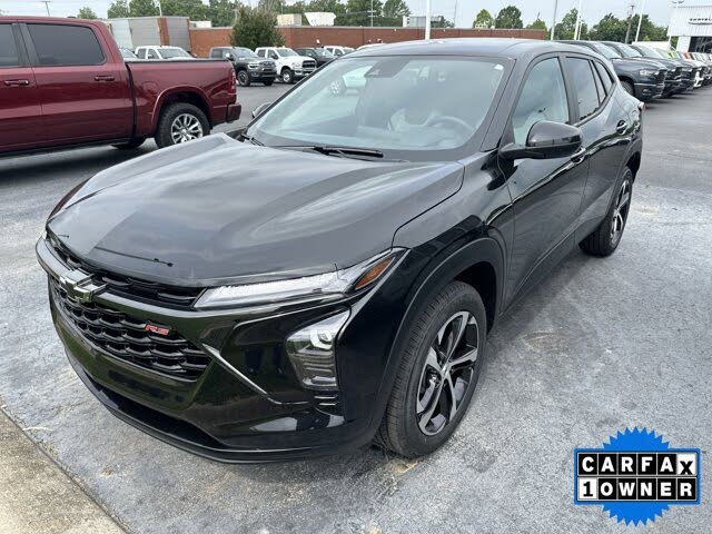 2024 Chevrolet Trax RS with 1RS FWD