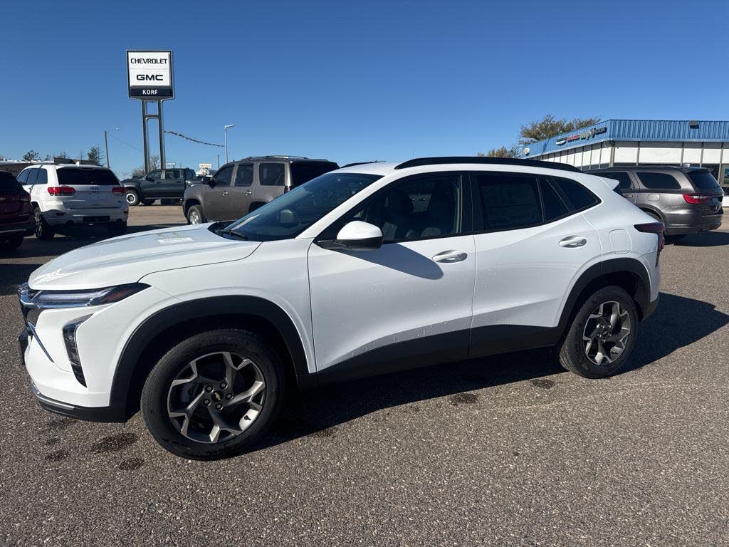 2025 Chevrolet Trax LT FWD