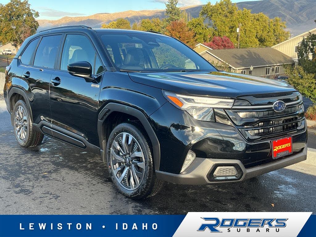 2025 Subaru Forester Hybrid Touring AWD