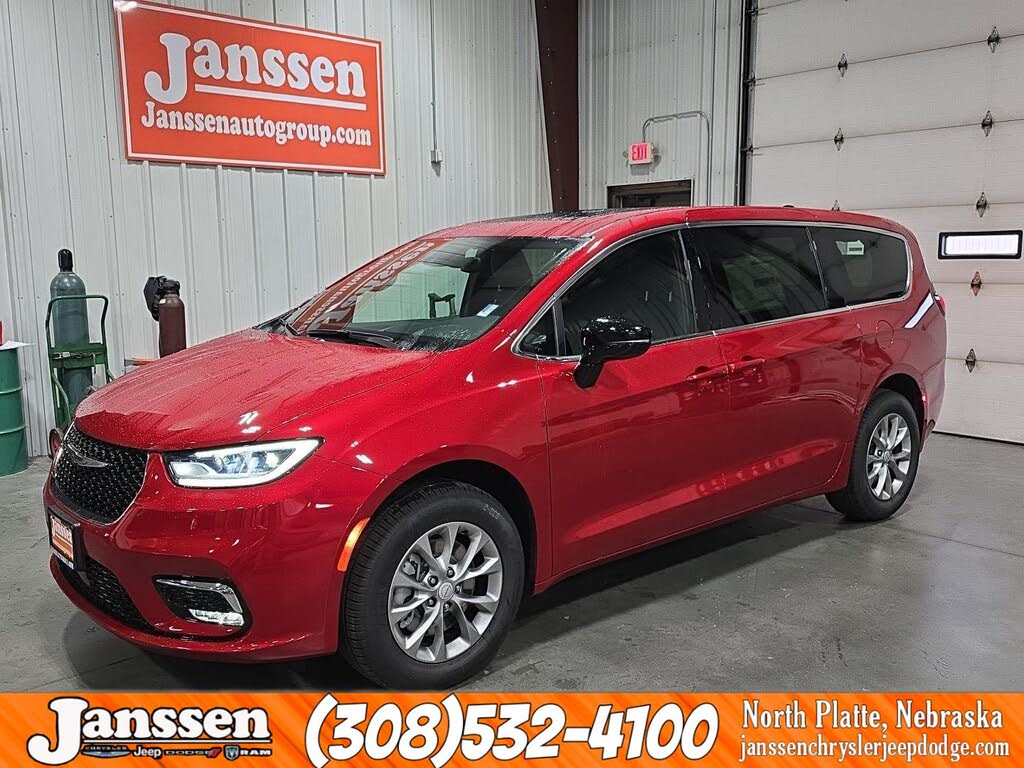 2026 Chrysler Pacifica Select AWD