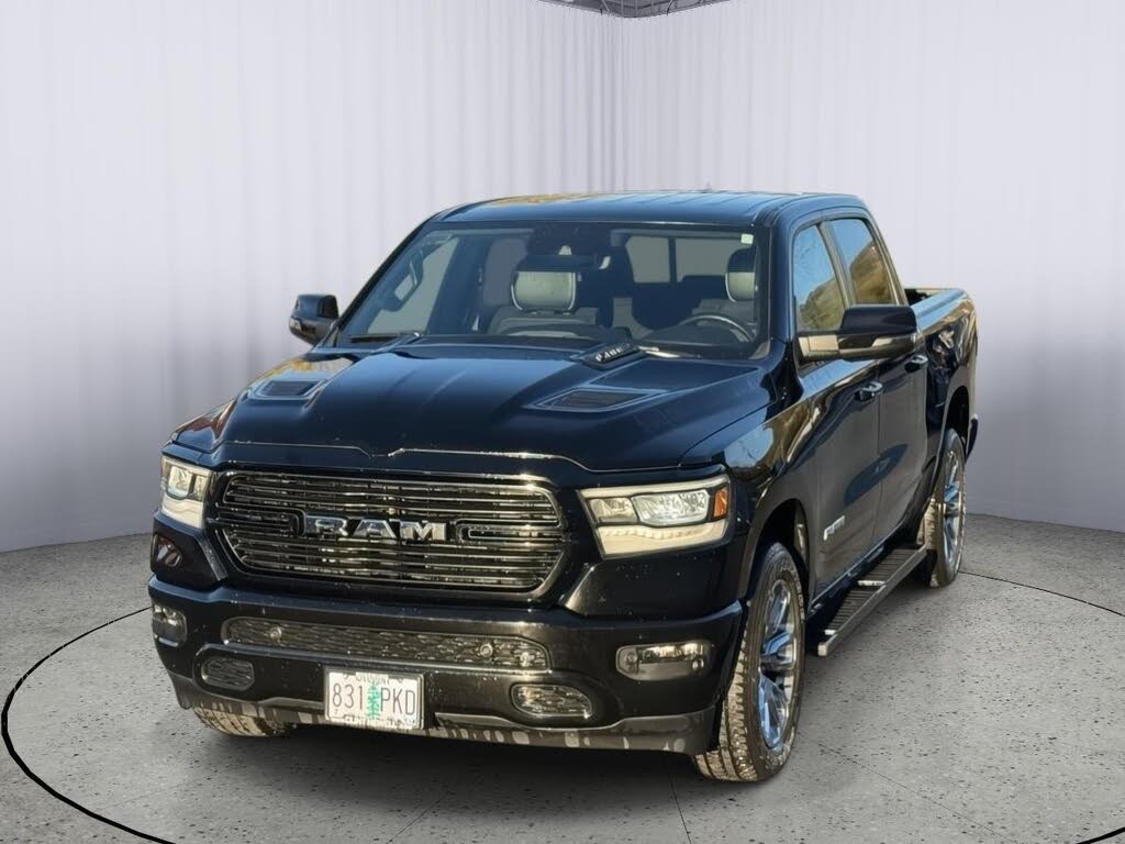 2023 RAM 1500 Laramie Crew Cab 4WD