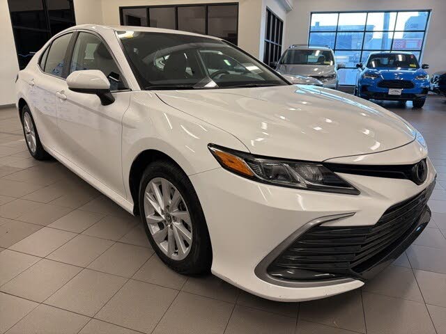 2024 Toyota Camry LE FWD