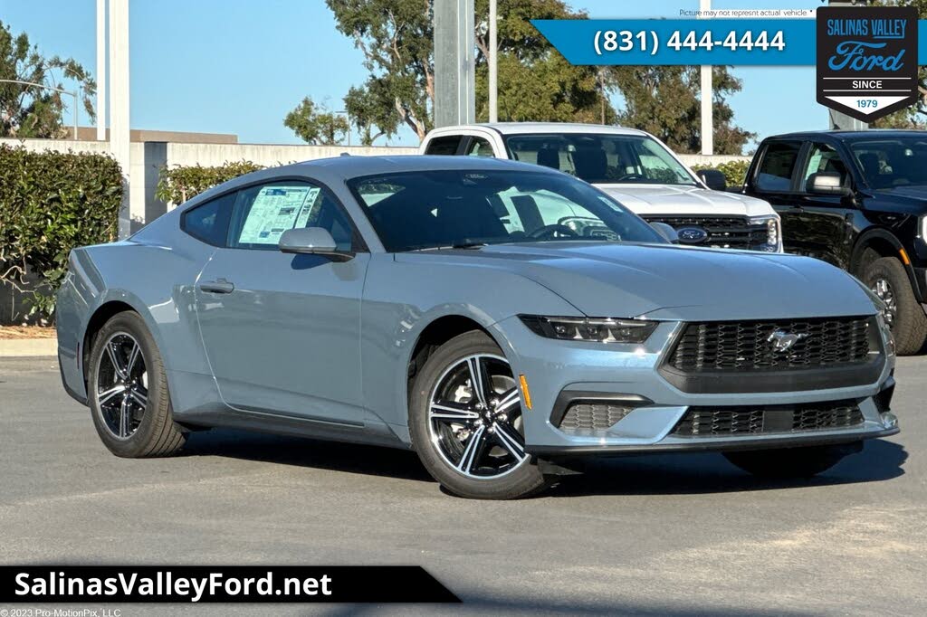 2025 Ford Mustang EcoBoost Fastback RWD