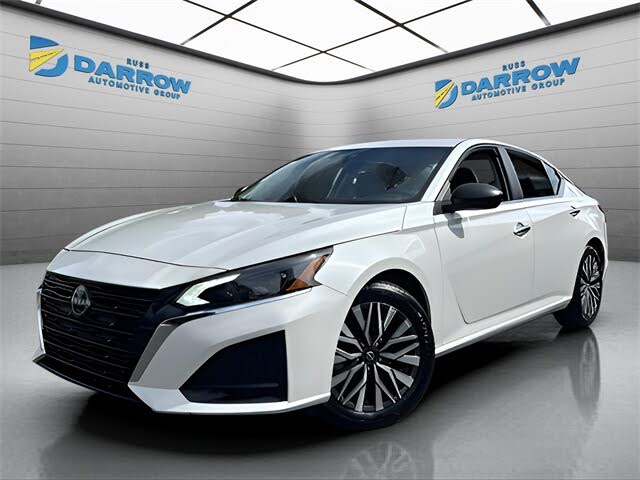 2024 Nissan Altima 2.5 SV FWD