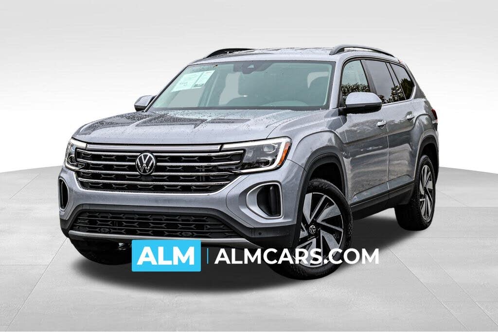 2025 Volkswagen Atlas SE FWD with Technology