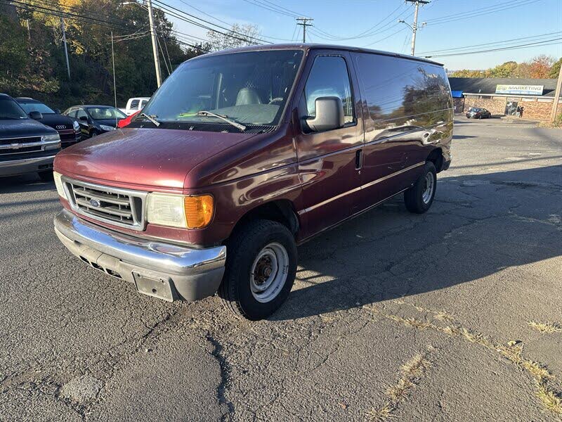 2005 Ford E-Series E-250 Cargo Van