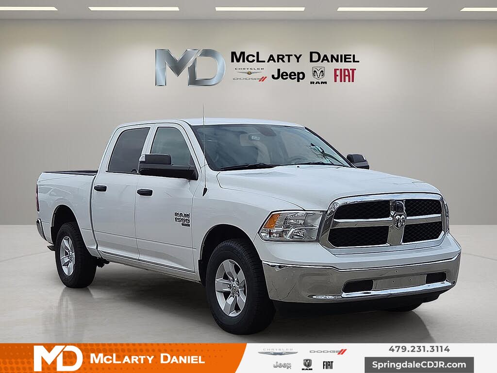 2023 RAM 1500 Classic SLT Crew Cab 4WD