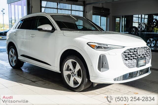 2025 Audi Q5 quattro Premium Plus 40 TFSI