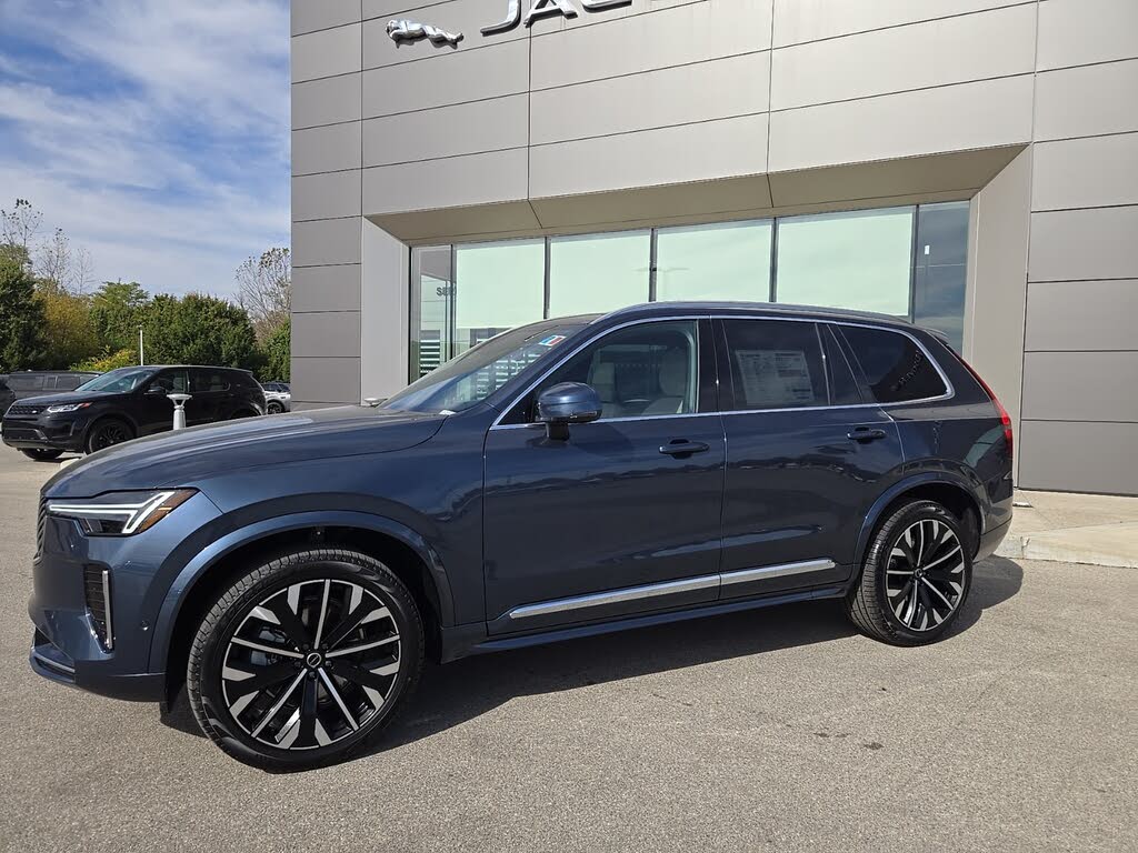 2026 Volvo XC90 B6 Plus 6-Passenger AWD
