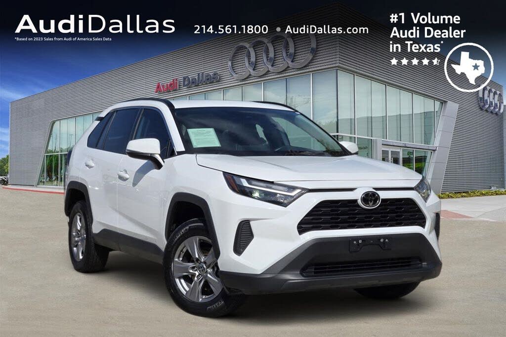2024 Toyota RAV4 XLE AWD