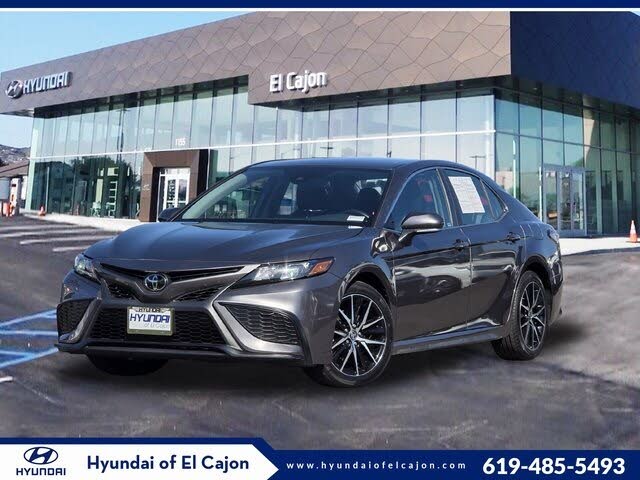 2024 Toyota Camry SE FWD