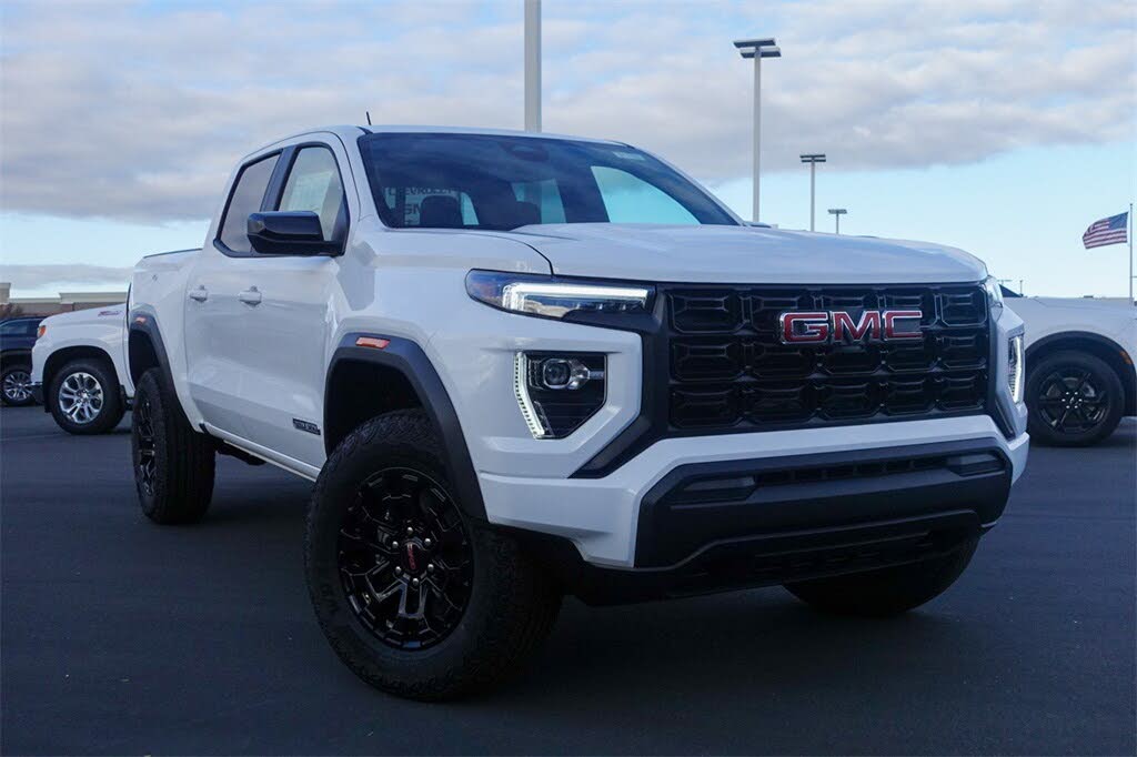 2026 GMC Canyon Elevation Crew Cab RWD