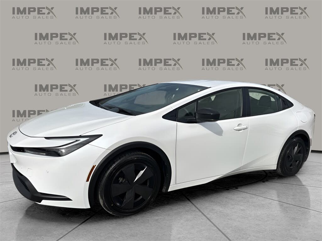 2025 Toyota Prius LE FWD