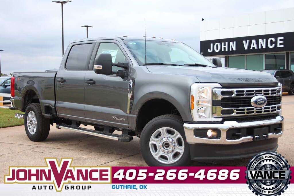 2026 Ford F-250 Super Duty XLT Crew Cab 4WD