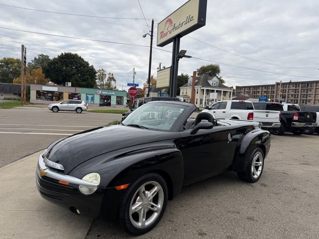 2003 Chevrolet SSR LS RWD