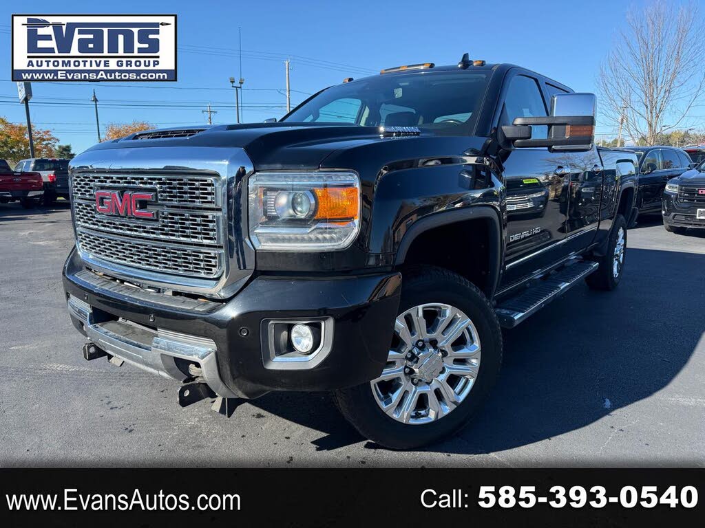 2019 GMC Sierra 2500HD Denali Crew Cab 4WD