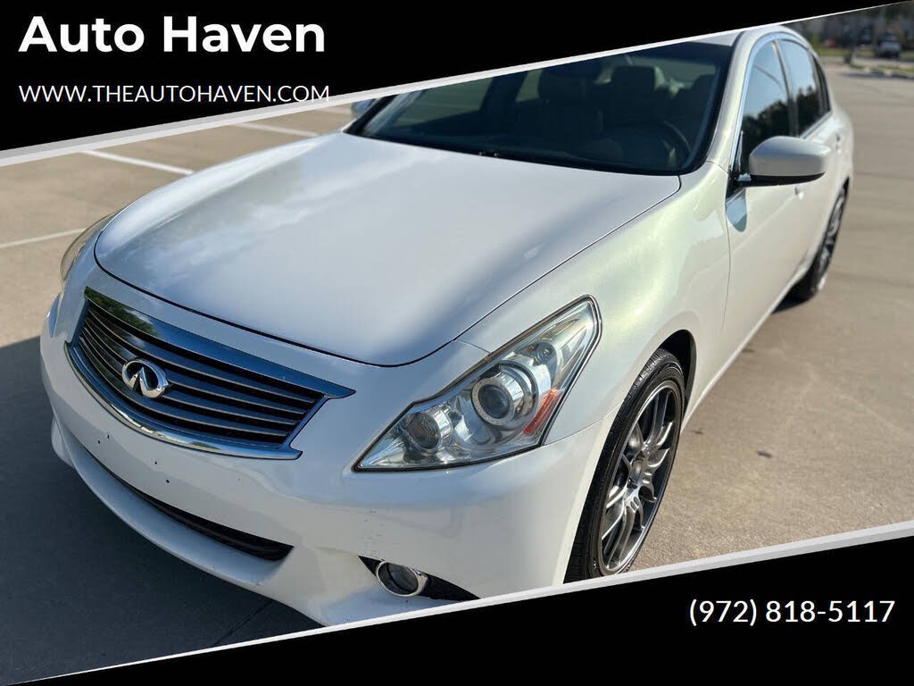 2012 INFINITI G37 Journey Sedan RWD