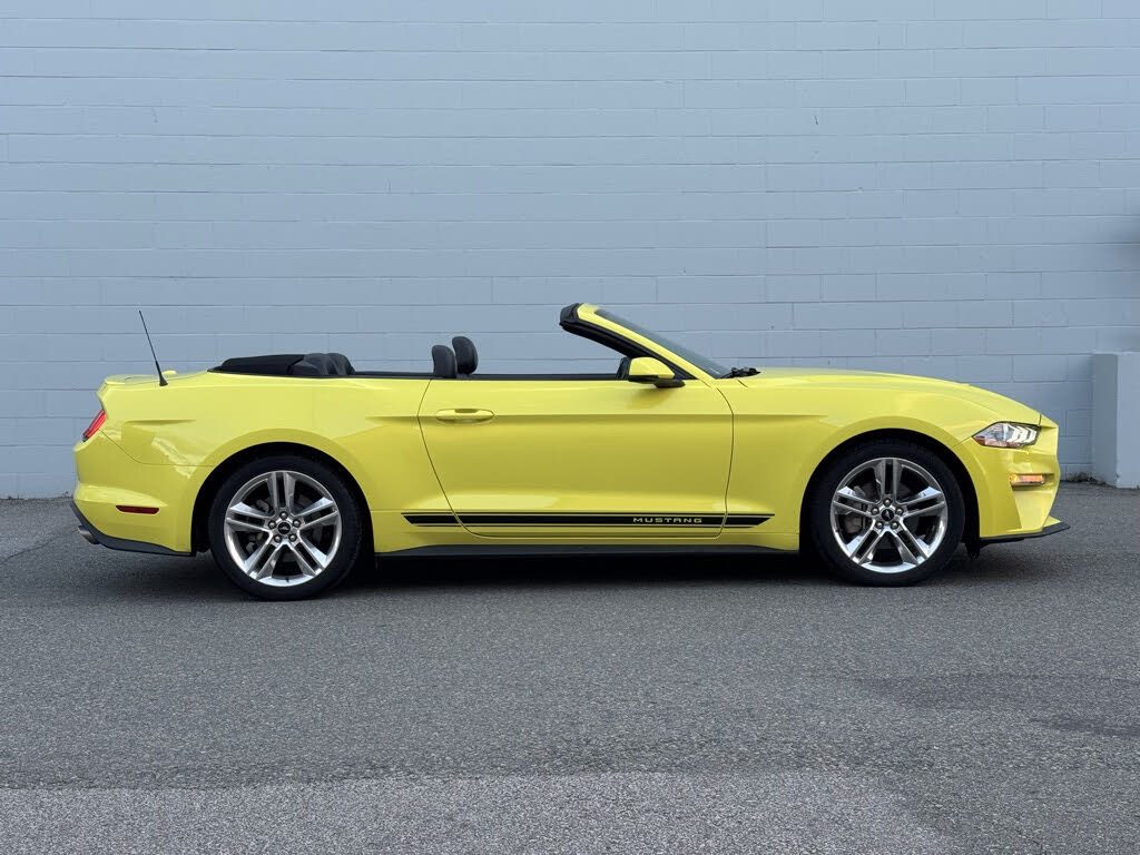 2021 Ford Mustang EcoBoost Convertible RWD