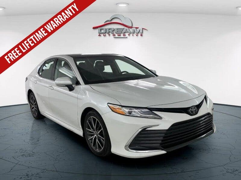 2023 Toyota Camry XLE V6 FWD