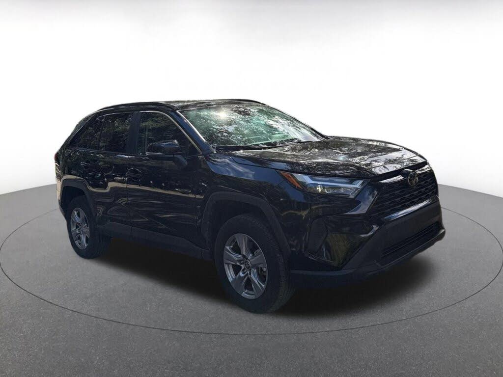 2025 Toyota RAV4 XLE AWD
