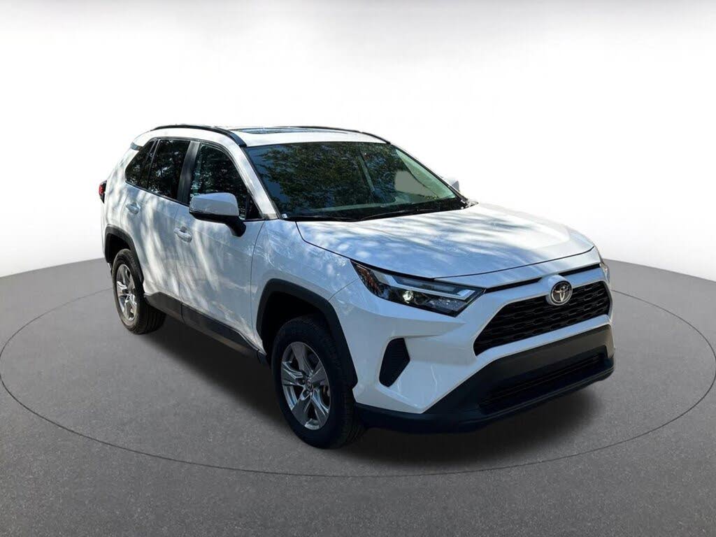 2025 Toyota RAV4 XLE AWD