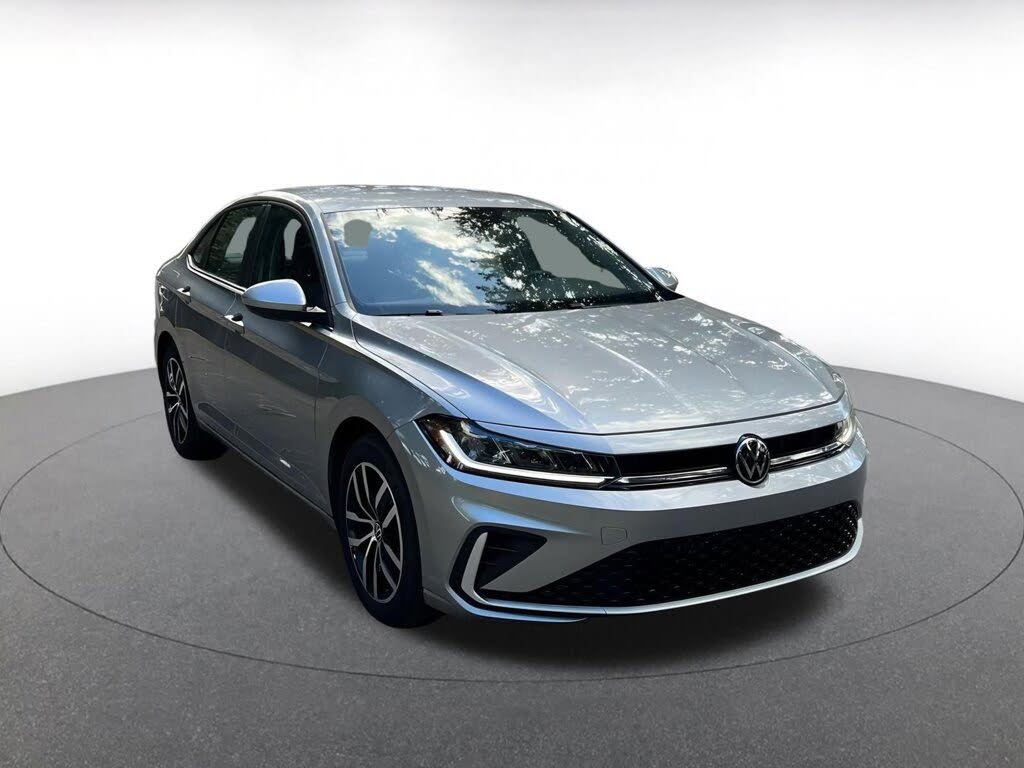 2025 Volkswagen Jetta SE FWD