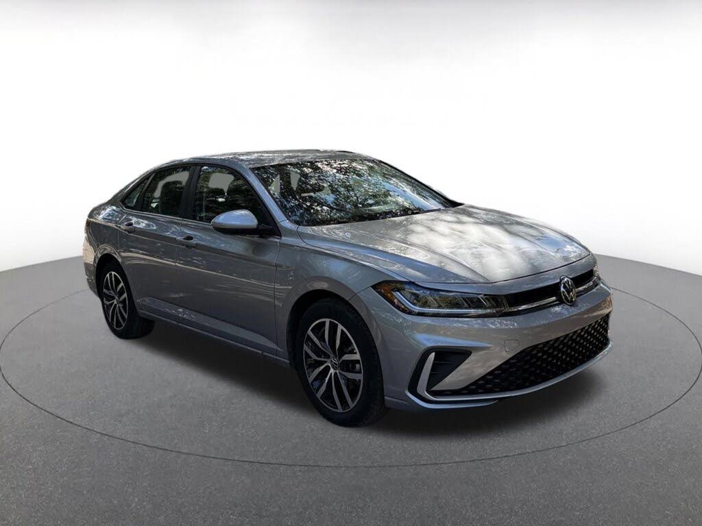 2025 Volkswagen Jetta SE FWD