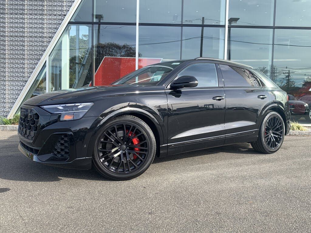 2026 Audi SQ8 4.0T quattro Premium Plus