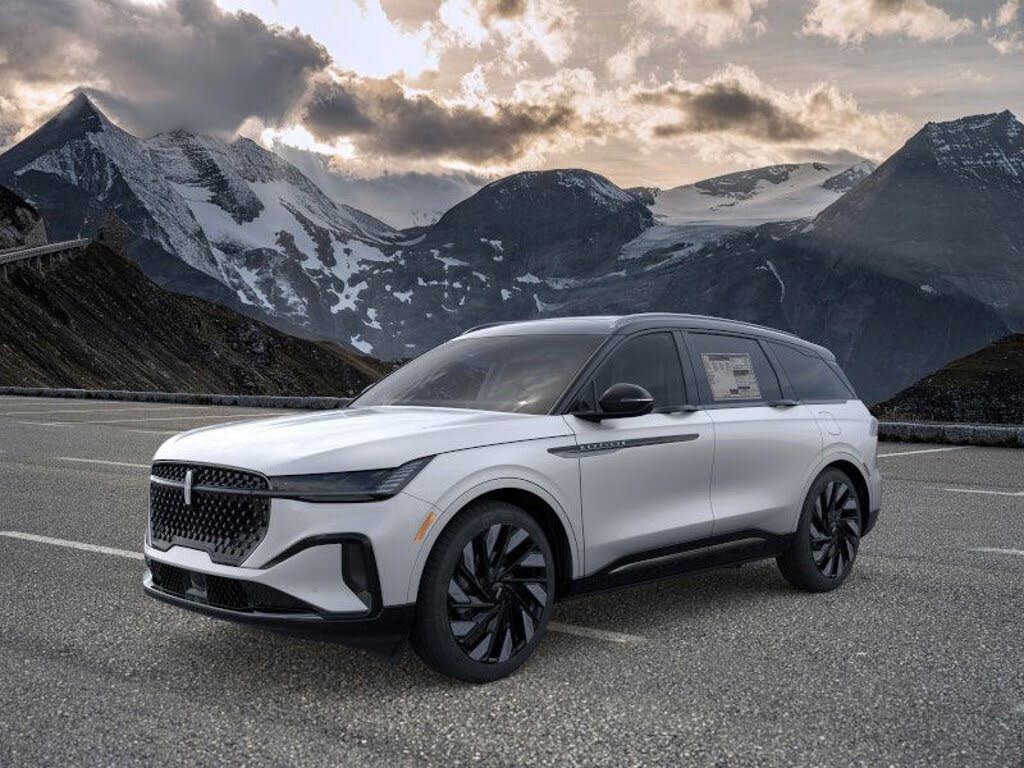 2026 Lincoln Nautilus Reserve AWD