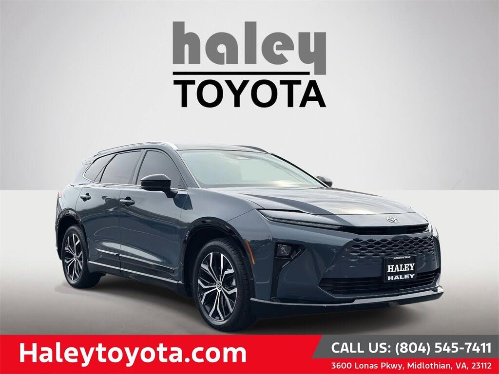 2025 Toyota Crown Signia XLE AWD