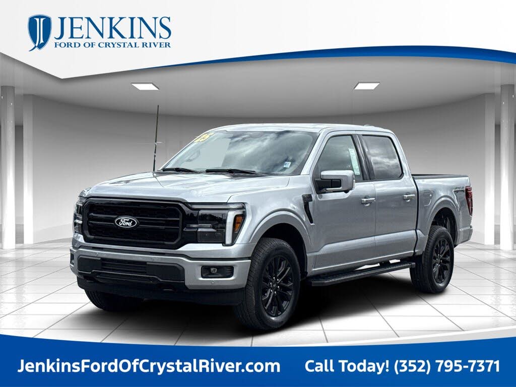 2025 Ford F-150 Lariat SuperCrew 4WD