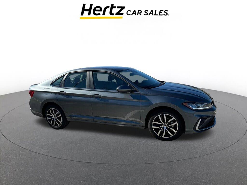 2025 Volkswagen Jetta SE FWD