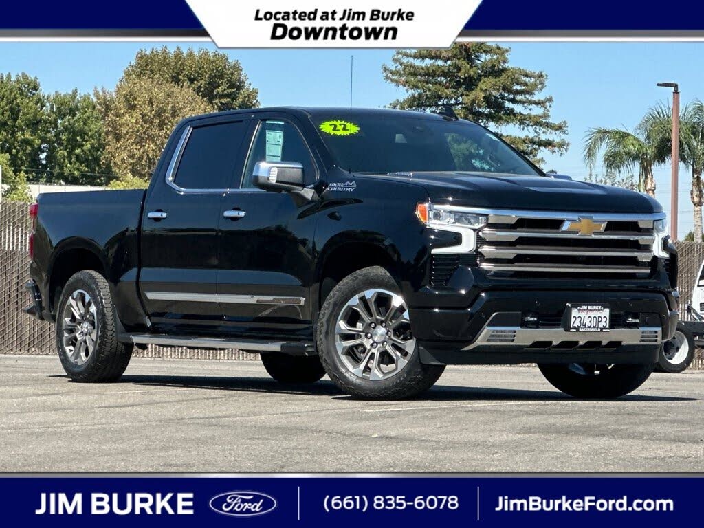 2022 Chevrolet Silverado 1500 High Country Crew Cab 4WD