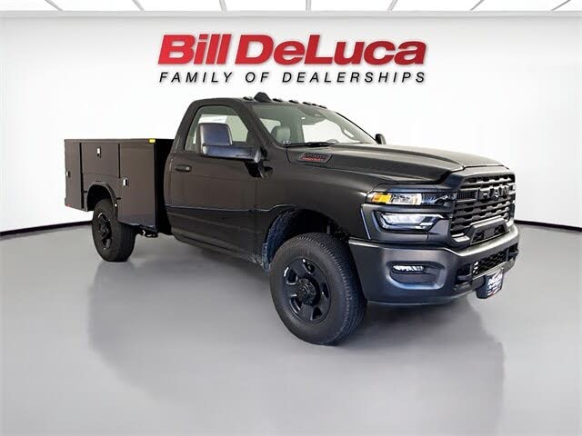 2025 RAM 3500 Chassis