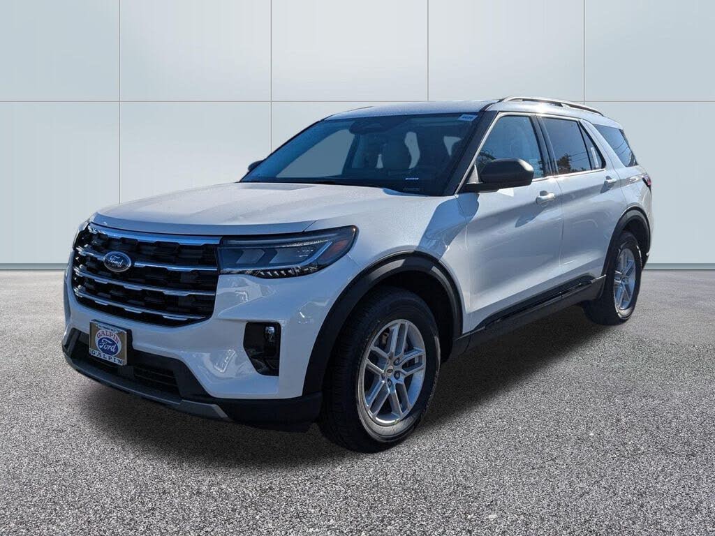 2026 Ford Explorer Active RWD