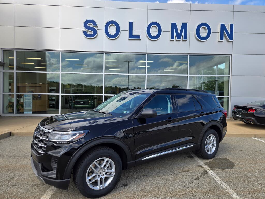 2025 Ford Explorer Active AWD