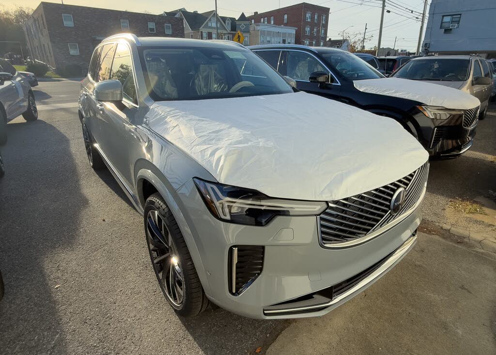 2026 Volvo XC90 B6 Plus 7-Passenger AWD