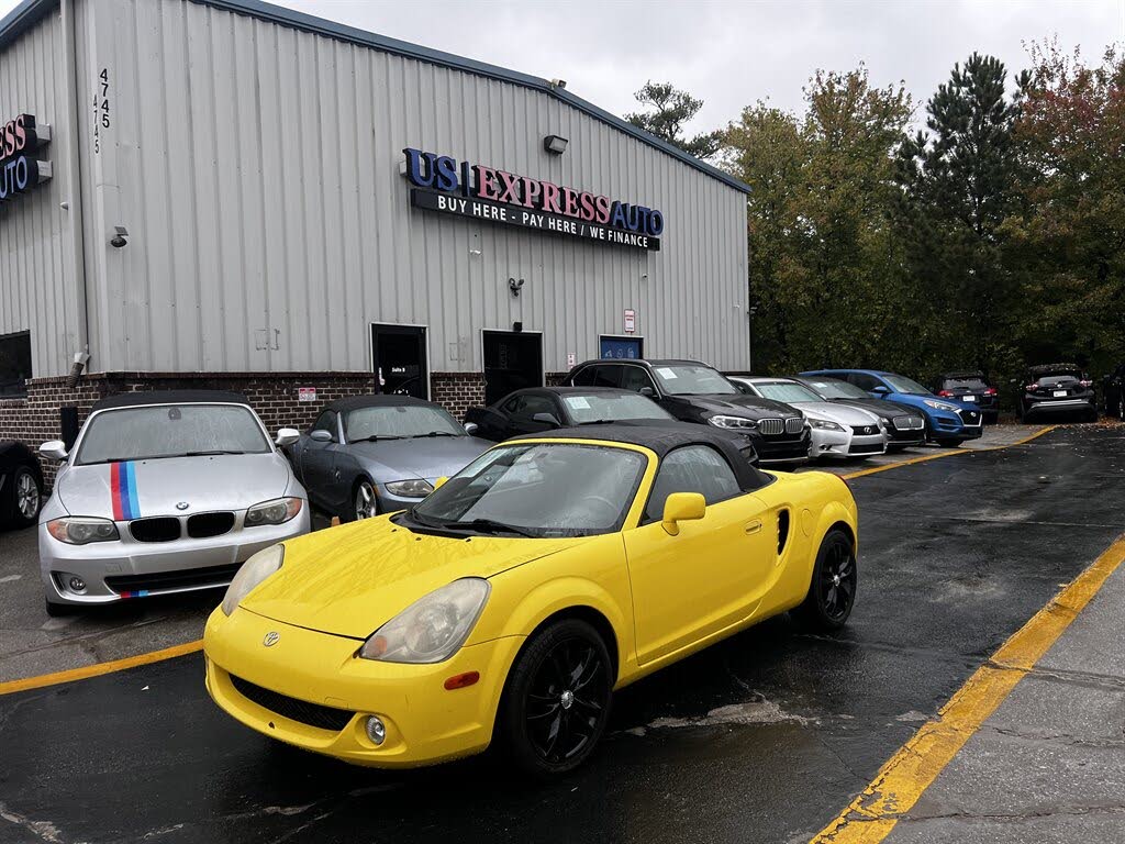2003 Toyota MR2 Spyder 2 Dr STD Convertible