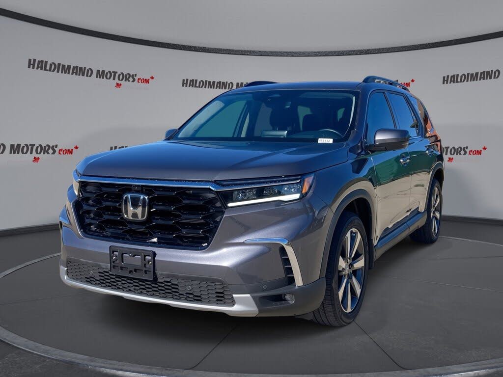 Honda Pilot Touring AWD 2025